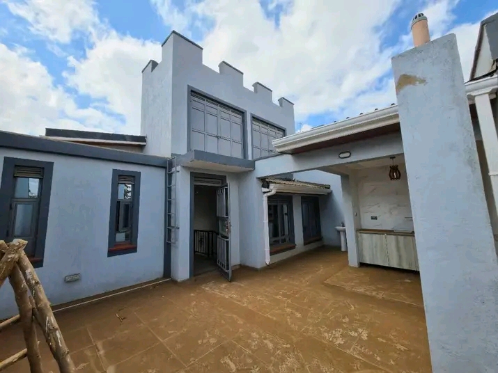 House to Let in Nairobi, Nairobi  — KES 100,000/month