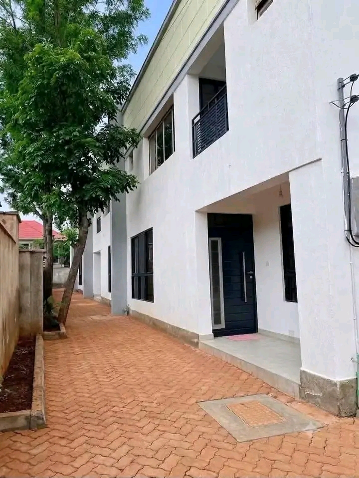 5 bedroom house to let, utawala