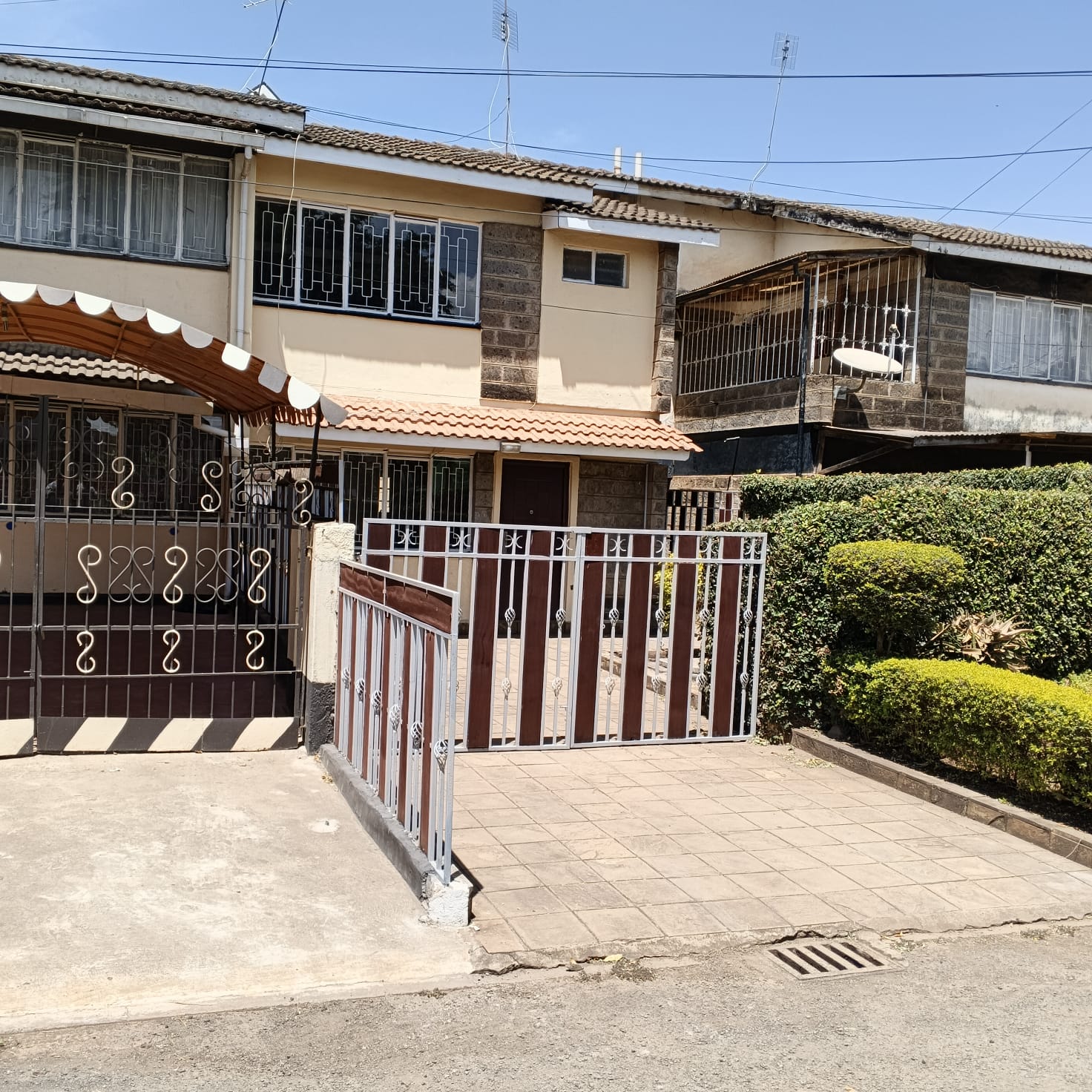 3Bed Maisonette @ Woodley