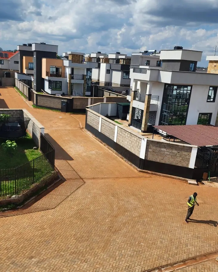 4 bedroom masionette to let, Kenyatta road