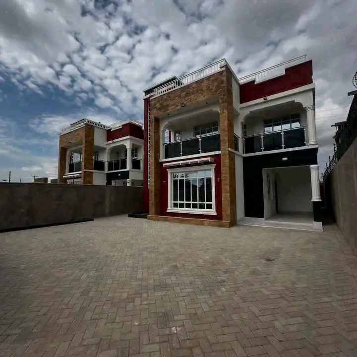 4 bedroom flat roof house plus roof terrace, kitengela