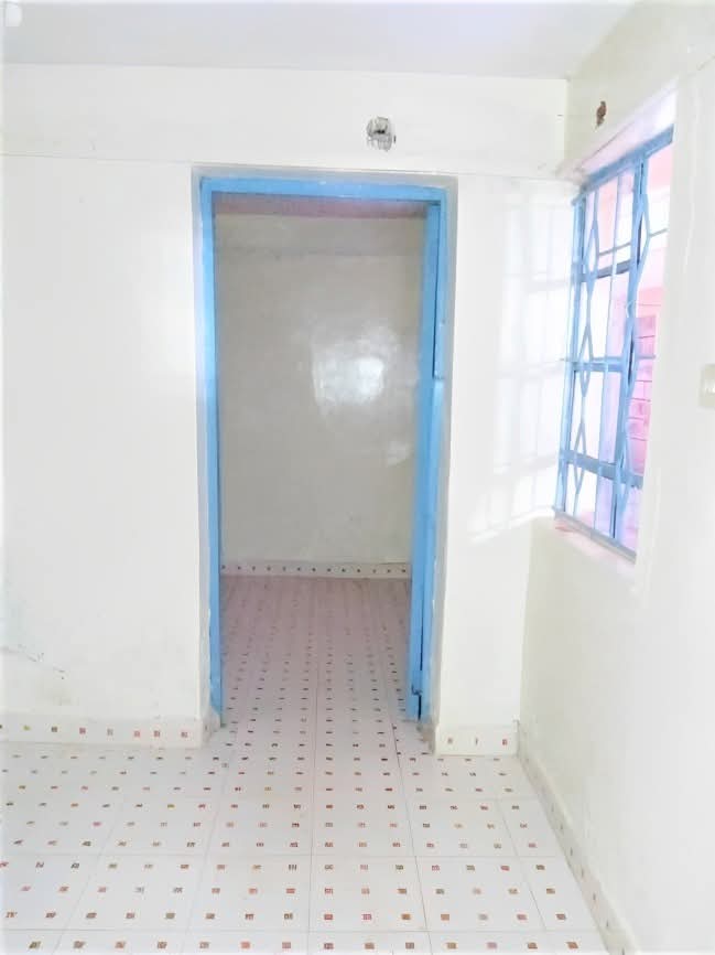 Double rooms,Makongeni