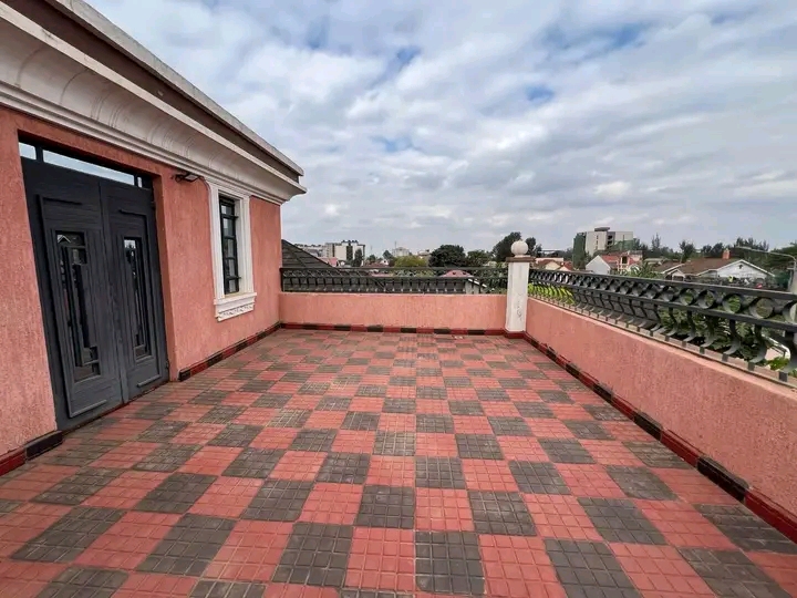 House for Sale in Nairobi, Nairobi  — KES 30,000,000