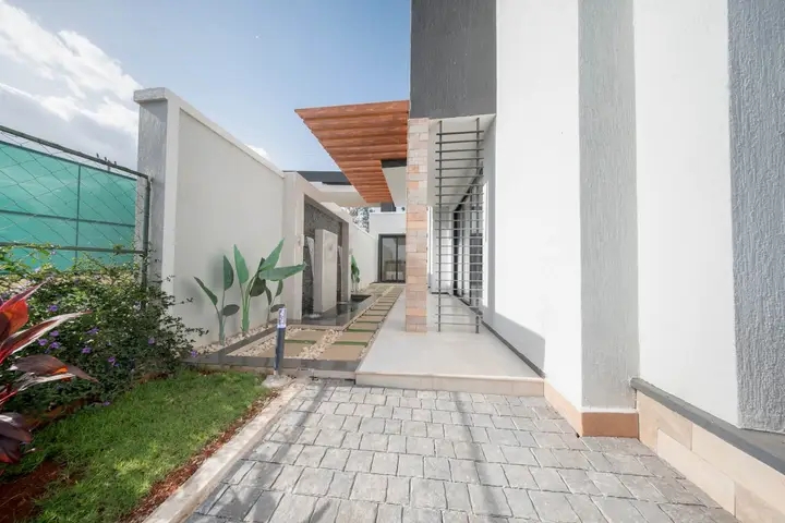 House for Sale in Nairobi, Nairobi  — KES 27,000,000