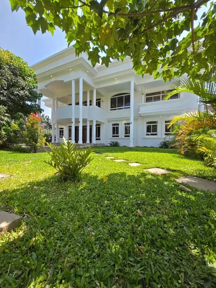House for Sale in Nairobi, Nairobi  — KES 350,000,000