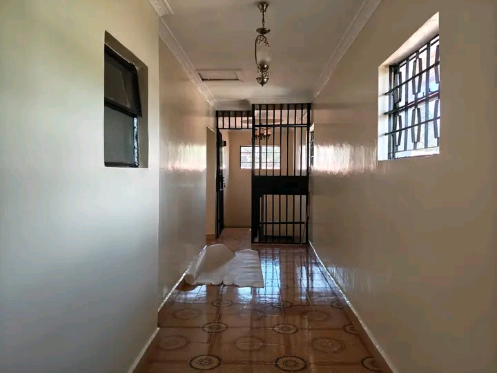 House to Let in Nairobi, Nairobi  — KES 200,000/month